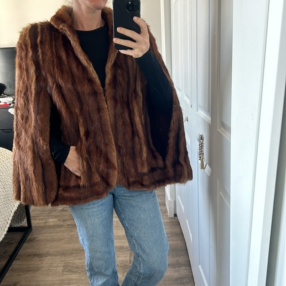 Vintage Jackets & Blazers - Vintage Mink Fur Cape